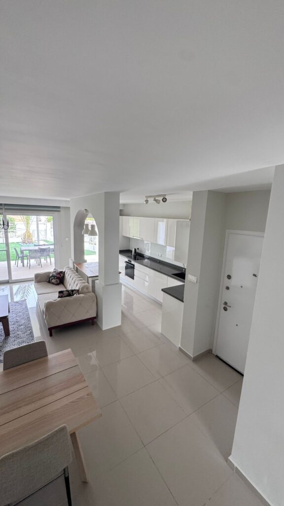 WhatsApp Image 2026-04-01 at 11.09.21 (1)